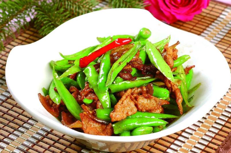 做了7年厨师,手把手教你炒青椒完整的