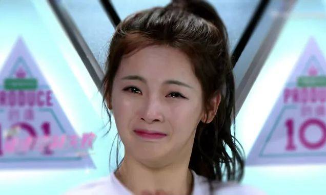 杨超越被说像张柏芝宋祖儿,老板:举报她的有病,05后:就知道哭