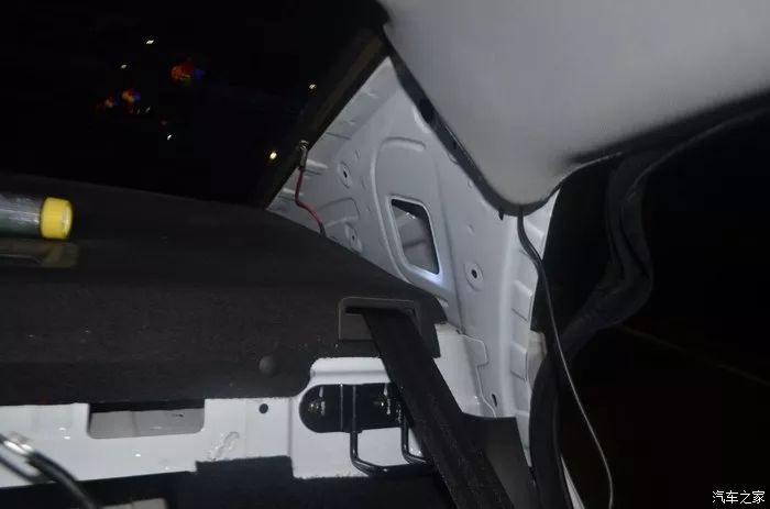 360度四路全景流媒体后视镜安装,多功能流媒体后视镜安装过程