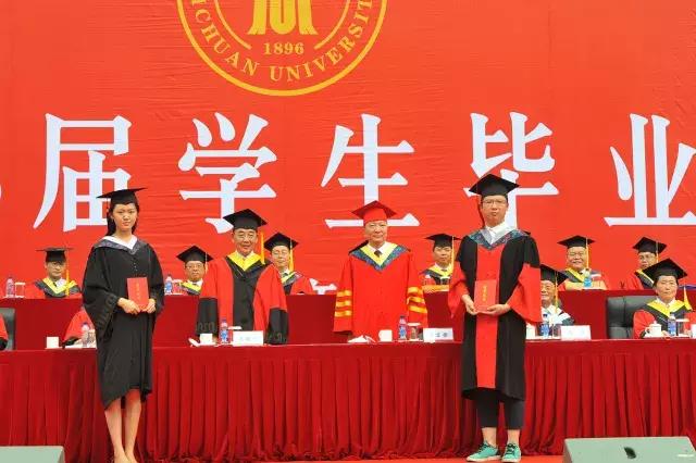 泪目学校演讲,泪目演讲的背后