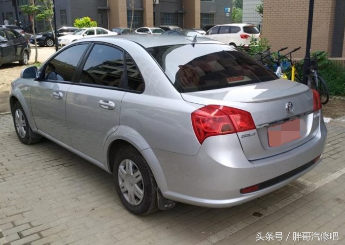 5年车龄二手车3万内,胖哥试车20万左右的车推荐