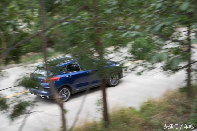 吉利帝豪gs有什么配置,吉利帝豪GS性能怎样