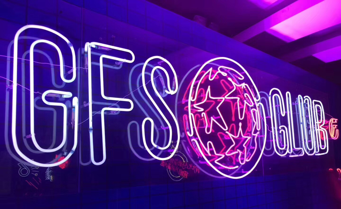 玩赚世界杯,玩赚世界视频