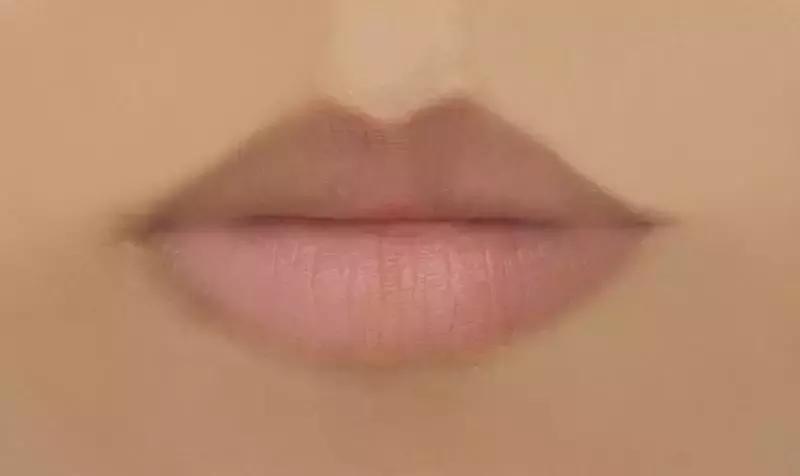 千万别买的彩妆,值得入手的几款经典口红