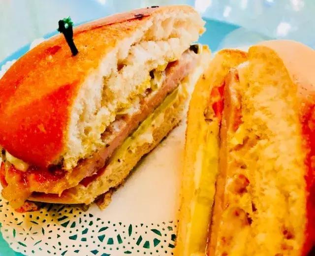 吃TVB长大的孩子，念念不忘的“港式”风味！加精收藏这四家店！