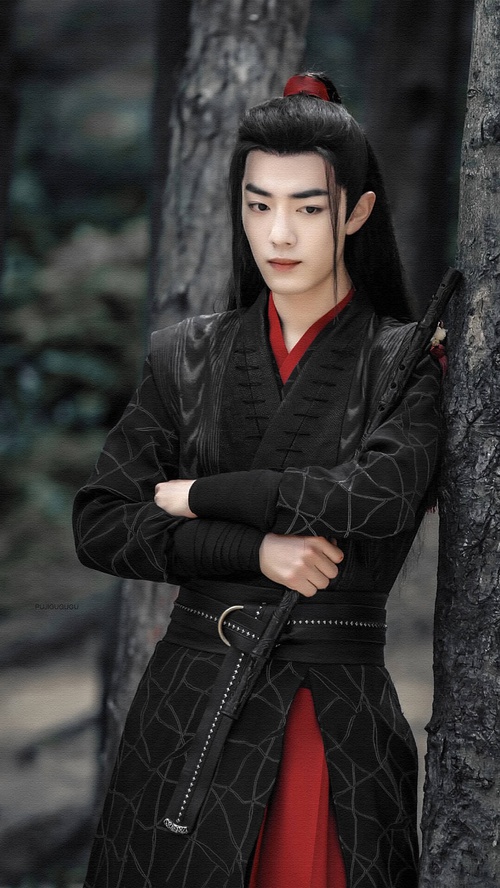 沈月王一博上演最萌身高差,沈月和王一博最新视频