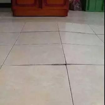 厨房装修瓷砖怎么选好看又实用,楼层低选什么瓷砖好看实用