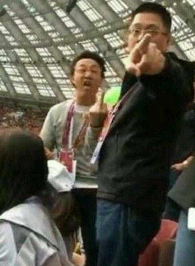 徐冬冬和陈奕迅,徐冬冬世界杯看足球