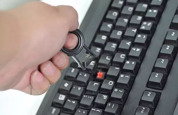 键盘清洁最简单,脏键盘日常清洗