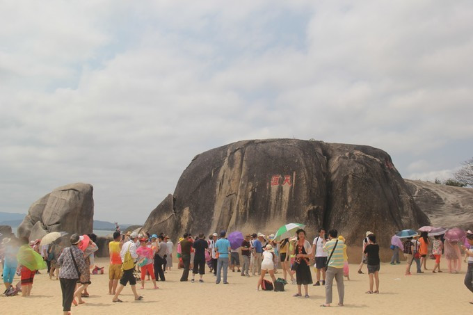 恋上这片海,一个人绚丽多彩的三亚自由行