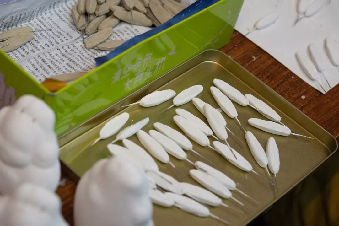 国际设计师们排队只为买这一块泥？在北京见着TA，都得叫“爷”！