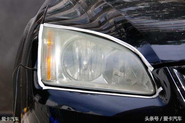 车灯发黄有必要换吗,车灯发黄应该更换远光还是近光