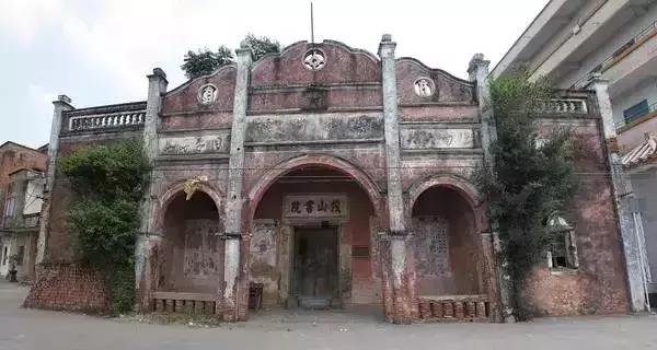 吴川震撼的视频,吴川超燃视频