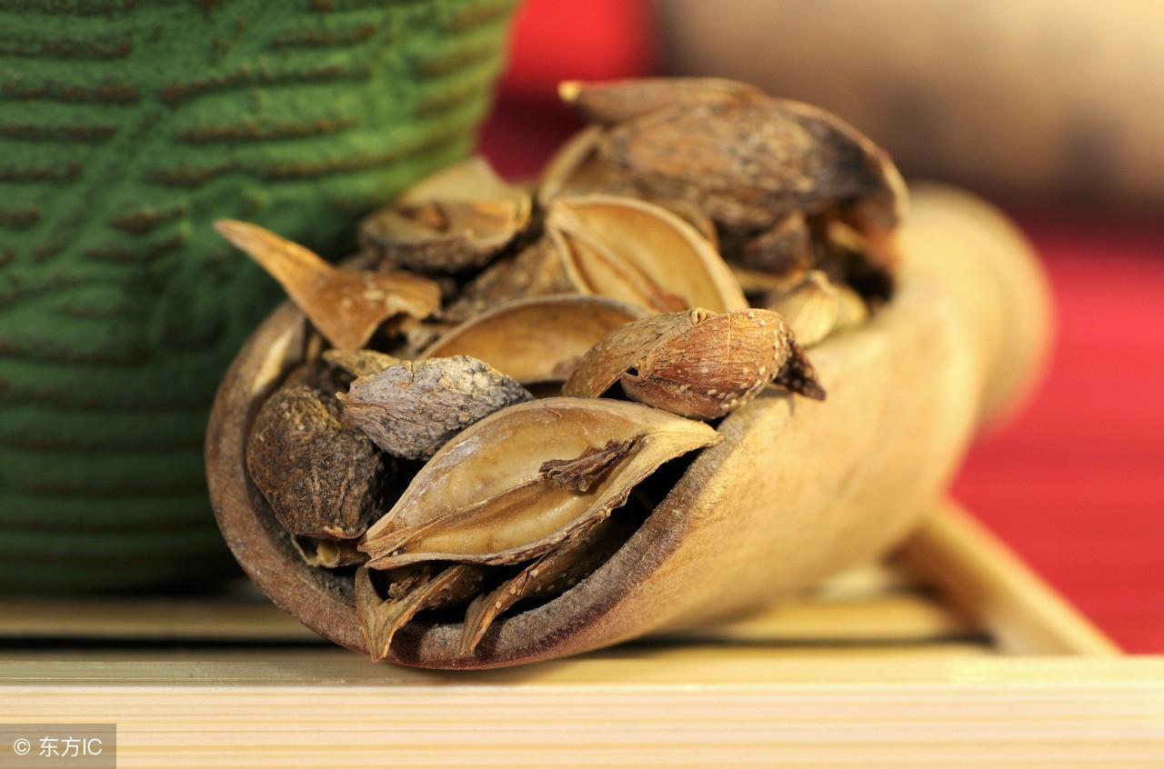 连花清瘟胶囊跟颗粒可以一起吃吗,连花清瘟胶囊与颗粒能一起吃吗