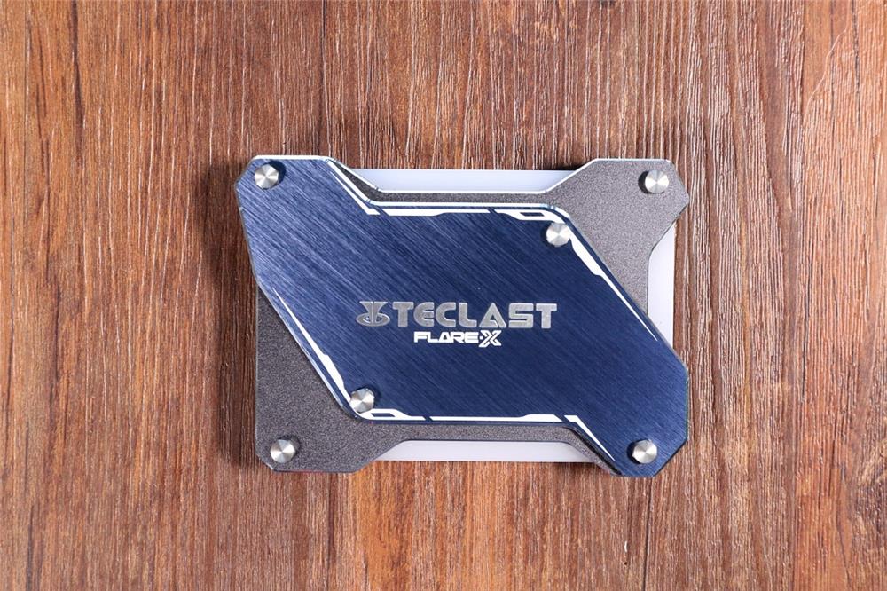 台电锋芒固态硬盘测评,全球首台rgb纯激光电视