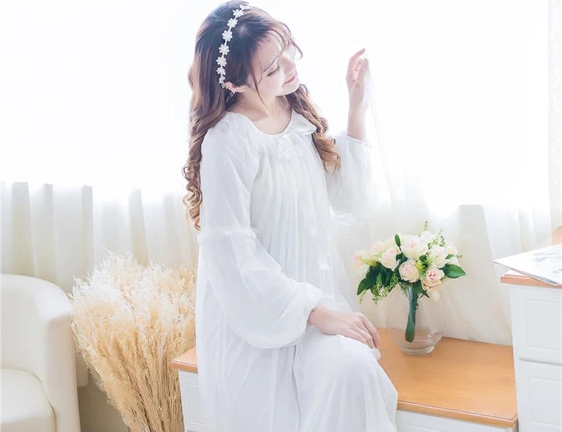 又美又简单的睡衣,保守又不失纯欲风睡衣