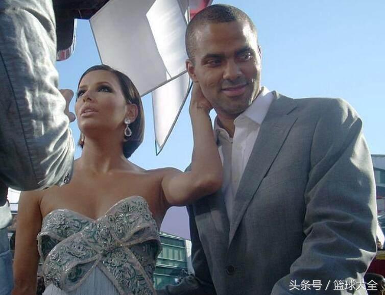 帕克离开马刺时马刺给的合同,帕克又回到马刺了吗