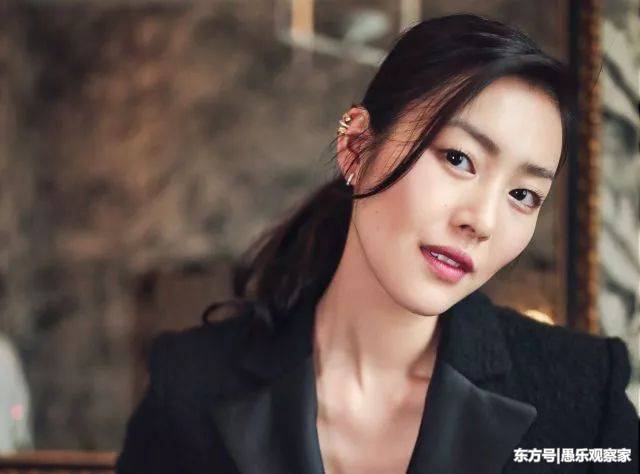 c罗刘雯热巴,c罗迪丽热巴刘雯