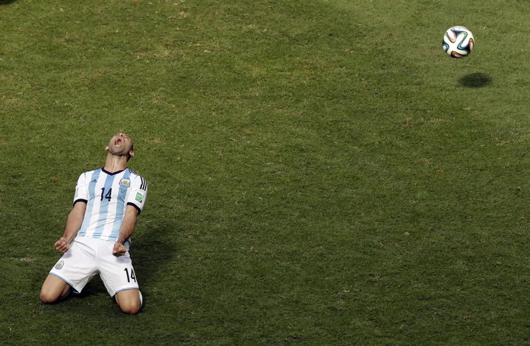 中国男足大吃大喝,中国男足伙食食谱