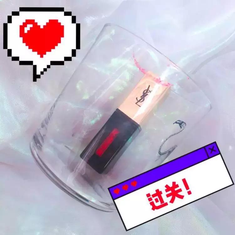 吃个火锅发现了一支很好看的口红,喝水吃饭都不掉色的口红你用过吗