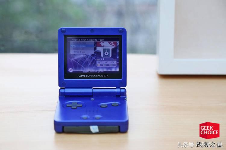 怀旧红白任天堂游戏机,任天堂老式游戏机fc