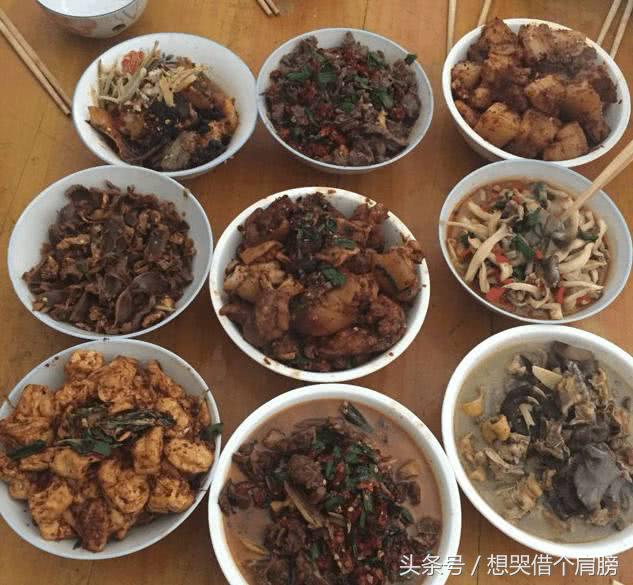 大鱼大肉招待亲戚,家里来亲戚大鱼大肉