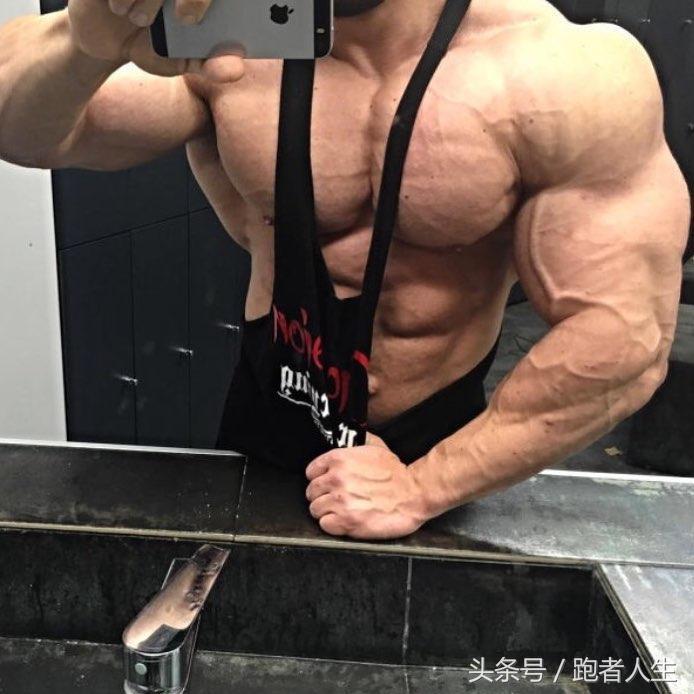 怎么样练胸肌可以让胸肌更有型,锻炼胸肌最快的方法空手练胸肌