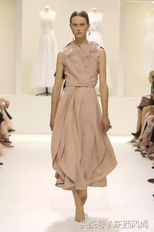 迪奥二零一九秋冬高定秀,2019迪奥高级定制秋冬