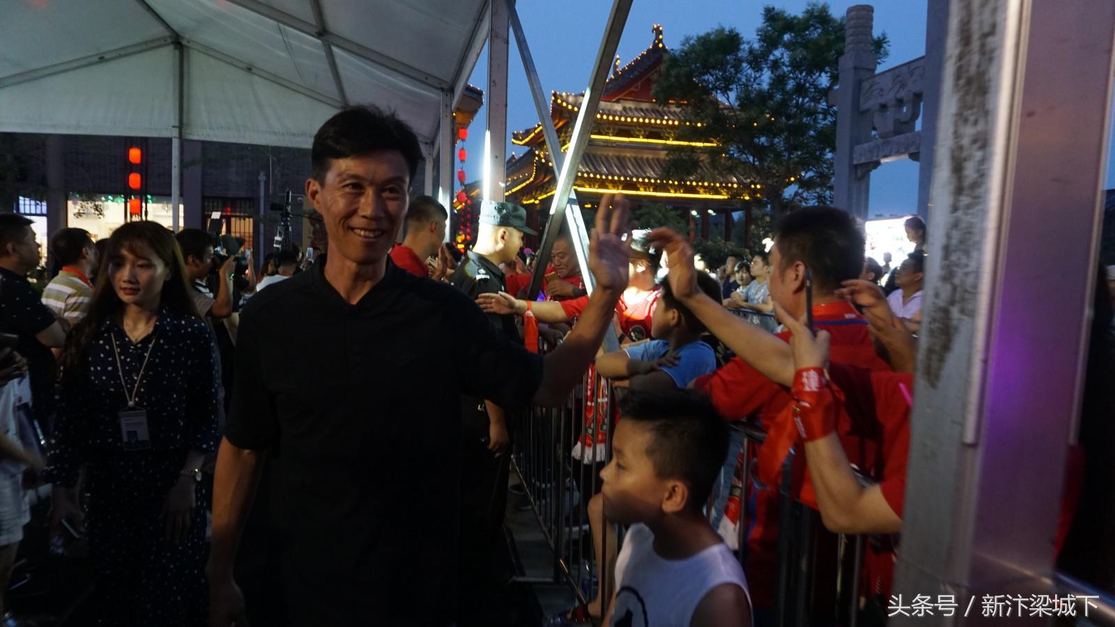 商丘建业运动嘉年华开幕,建业足球嘉年华