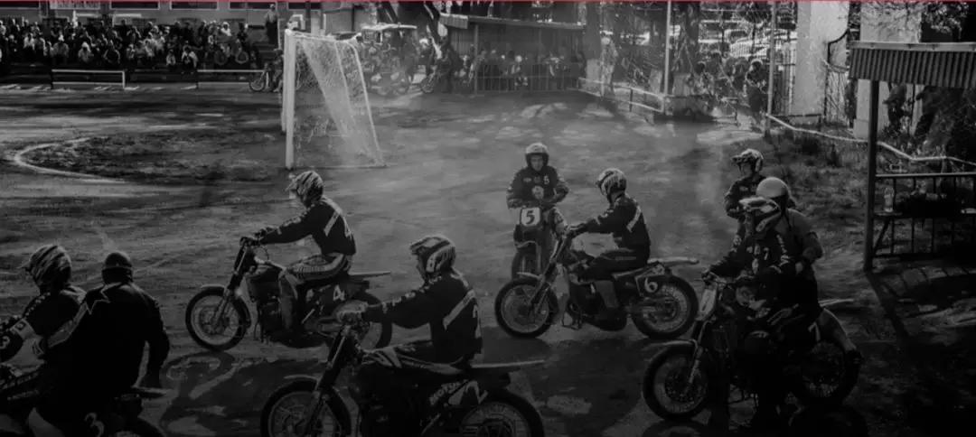 潮龖｜刺激又*力暴**的moto足球，是战斗名族年轻人的爱