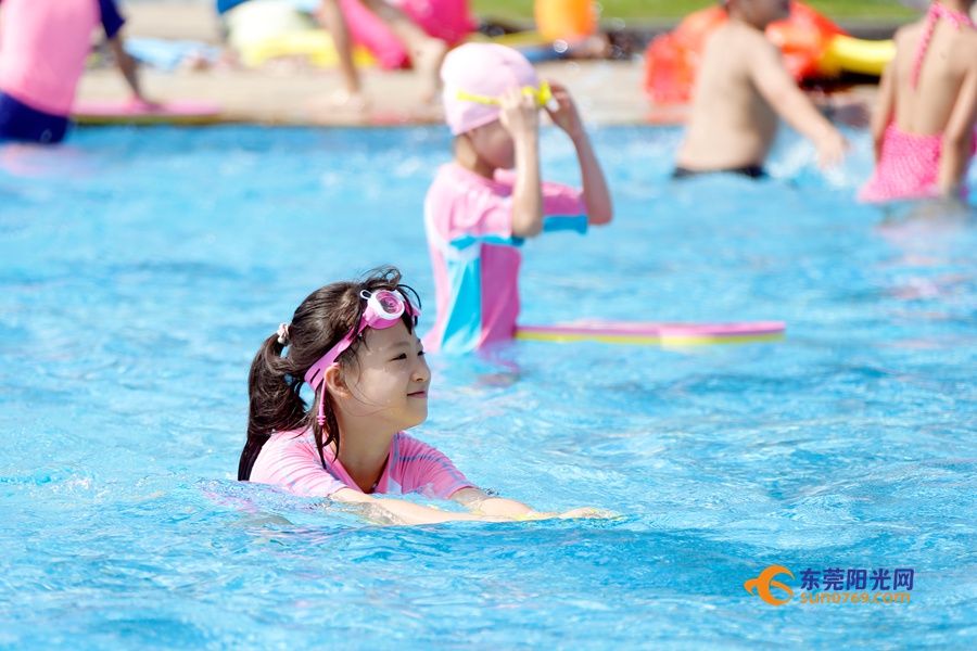 小孩学习父母要陪着一起学习吗,东莞儿童暑假培训