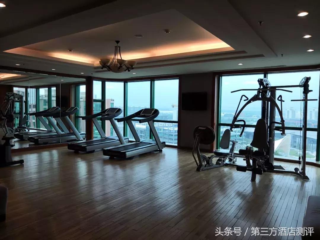 北京世纪金源大饭店高度,世纪金源大饭店自助测评