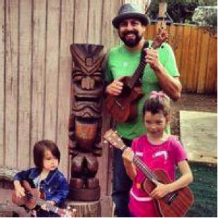 ukulele轻快纯音乐,ukulele音乐教程