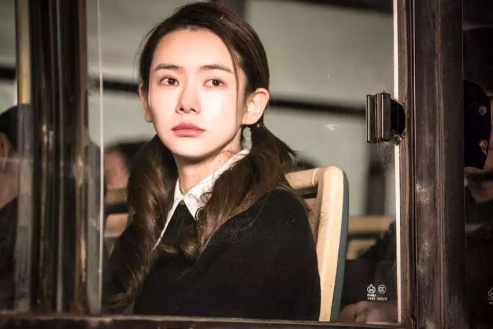 领导老是批评你不批评别人,领导批评别人顺便也批评你