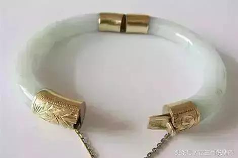 翡翠手镯断了如何处理,翡翠手镯断了怎么办
