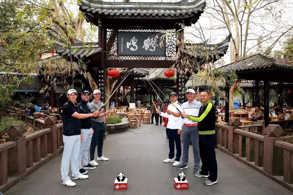 楂樺皵澶殑璧涗簨涔愯叮,楂樺皵澶帺娉曞拰涔愯叮