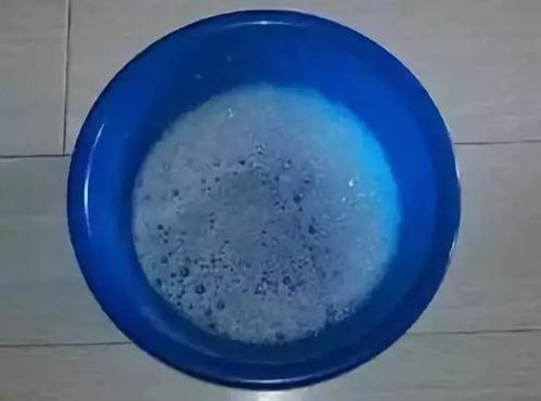 蚊香驱死很多蚊子,没点蚊香家里有很多死蚊子