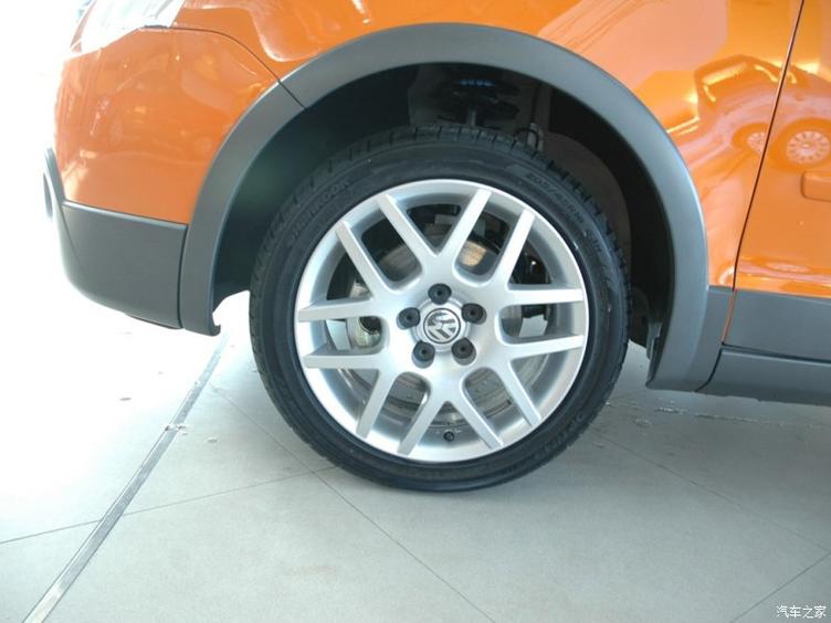 大众crosspolo哪款好,14年大众crosspolo值得购买吗