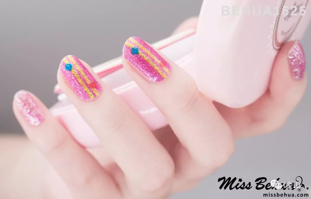 转发就有礼,现场抽奖嗨翻天!这样的特卖会你想参加吗?