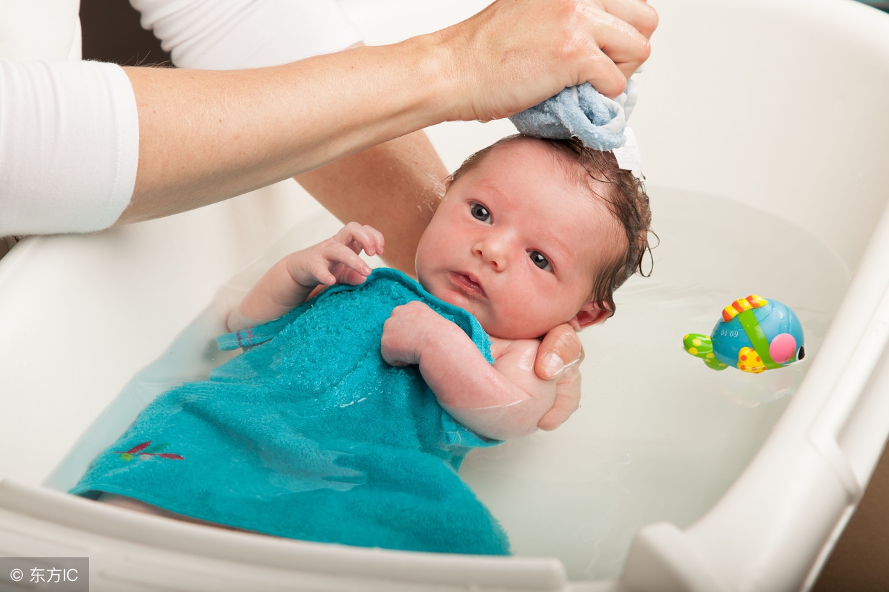宝宝出湿疹宝妈饮食应该注意什么,宝宝湿疹最实用的解决方法