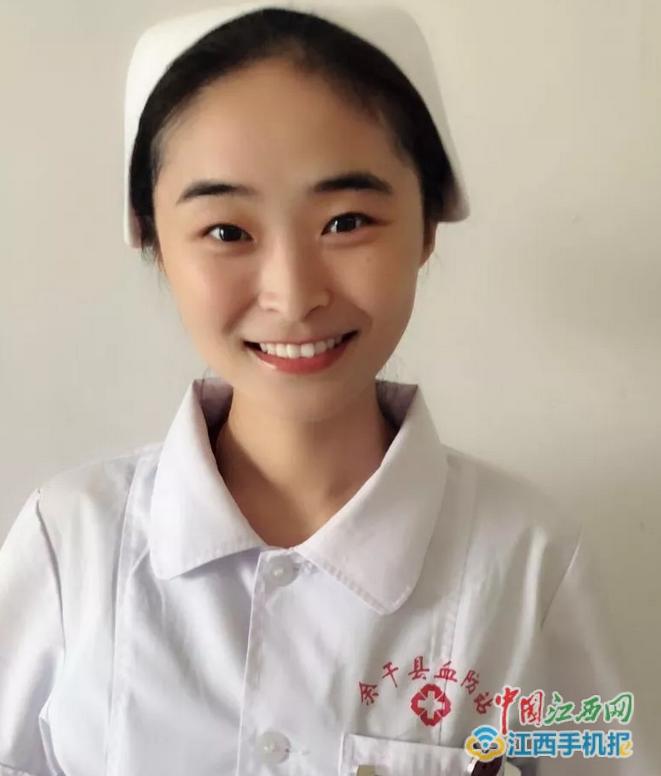 旅客遗失万元现金民警热心帮寻回,查监控找小偷