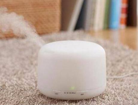 夏季房间闷热潮湿怎么解决,房间小到了夏天闷热怎么解决