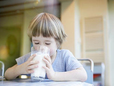 儿童肱骨骨折护理查房,五岁儿童手骨折怎样护理