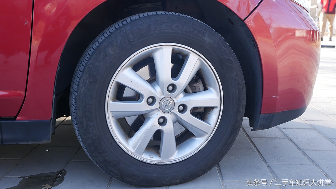 日产减配,日产防撞梁修一下得多少钱