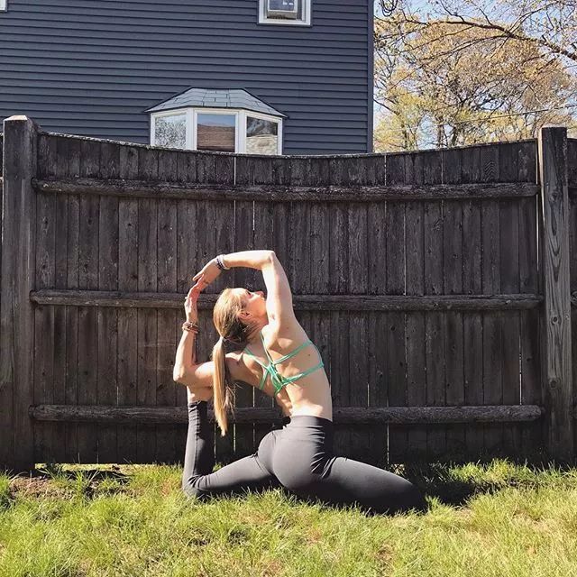 大腿筋不由自主的抖动,为什么腿抬起来会不由自主的抖