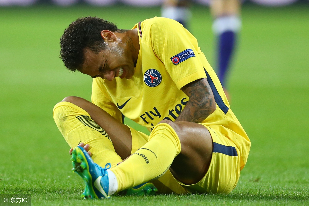 盘点世界杯假摔,世界杯假裁判