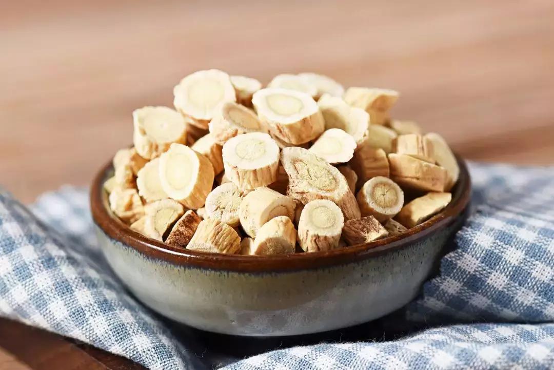 养生保健小知识如何养腿才健康,养生先养腿祛除寒湿百病消