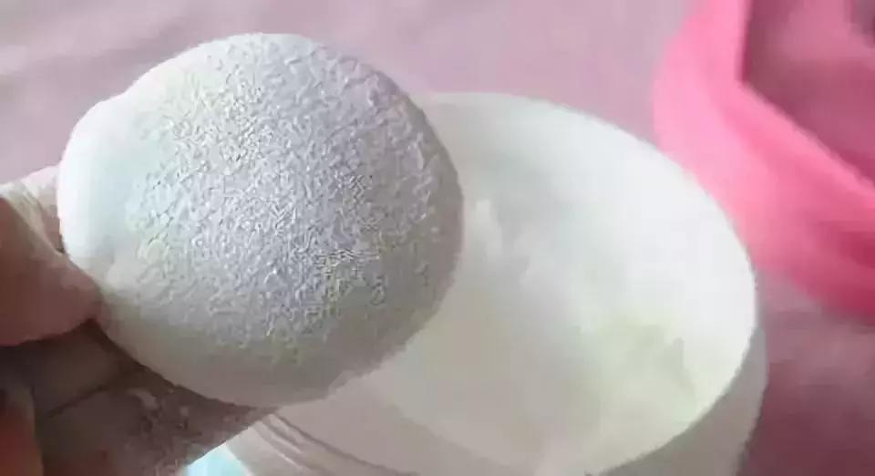 过期化妆品正确使用方法,化妆品小技巧过期眼影