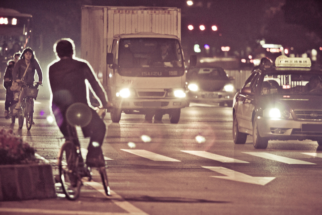 事故对方全责所有费用赔偿明细表,车出事故对方全责可以要哪些赔偿