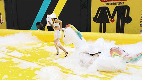 超梦幻“心跳泡泡派对”闪现魔都！潮咖网红都在这大玩“湿身”？！